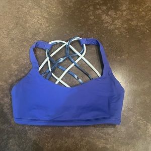 Lululemon Free to be Wild Bra Size 4